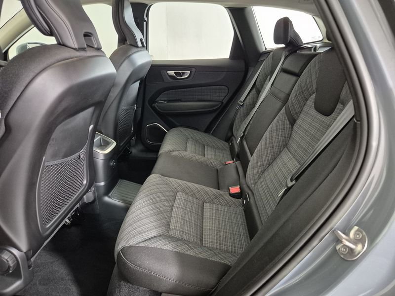 https://cdn-dk.caraffinity.it/dealer/datafiles/vehicle/images/800/1452/p7F89vsus7A1o3CV.jpg