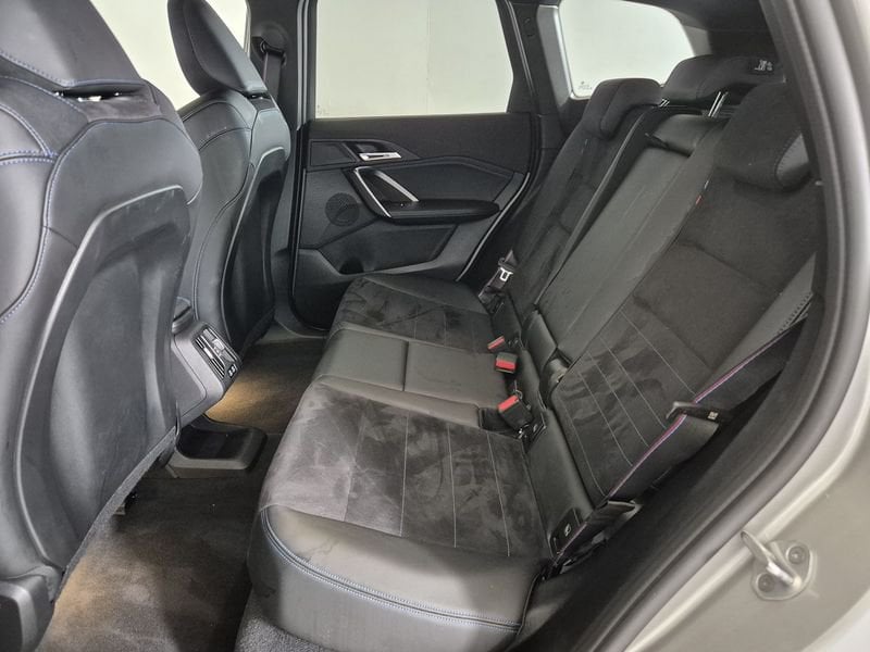 https://cdn-dk.caraffinity.it/dealer/datafiles/vehicle/images/800/1452/pAis9VU56cSIxCzZ.jpg
