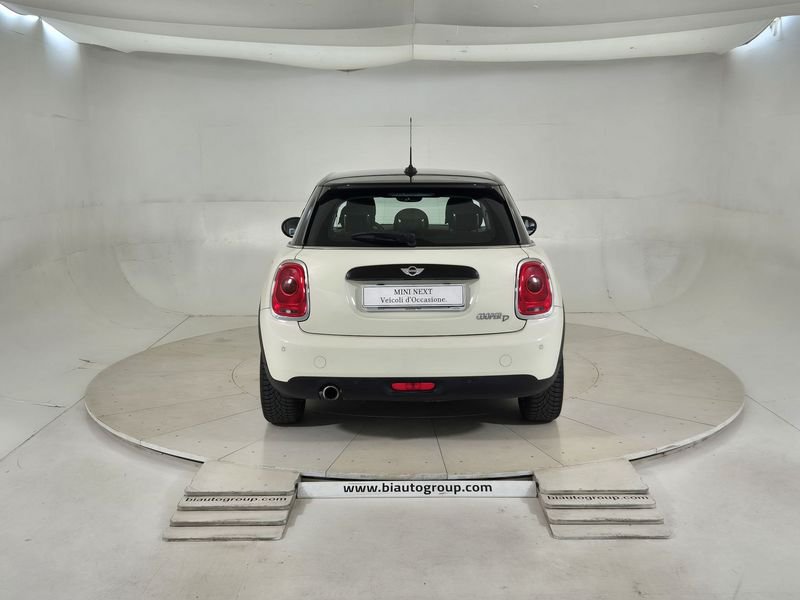 https://cdn-dk.caraffinity.it/dealer/datafiles/vehicle/images/800/1452/q0Jusd2aSMwC5Fz8.jpg