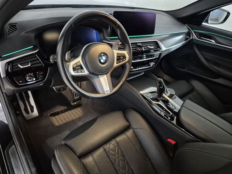 https://cdn-dk.caraffinity.it/dealer/datafiles/vehicle/images/800/1452/r15j5U9MvarK1Z1i.jpg