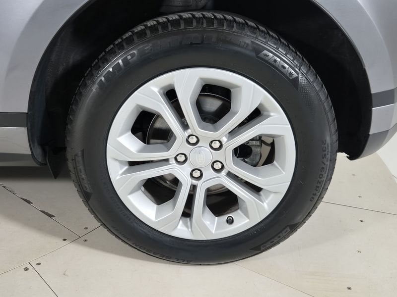 https://cdn-dk.caraffinity.it/dealer/datafiles/vehicle/images/800/1452/r4T5mRDuuduO2kHv.jpg