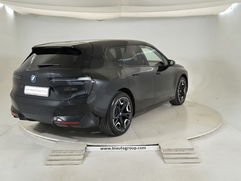 https://cdn-dk.caraffinity.it/dealer/datafiles/vehicle/images/800/1452/sBS3K82AM1gQNDy2.jpg