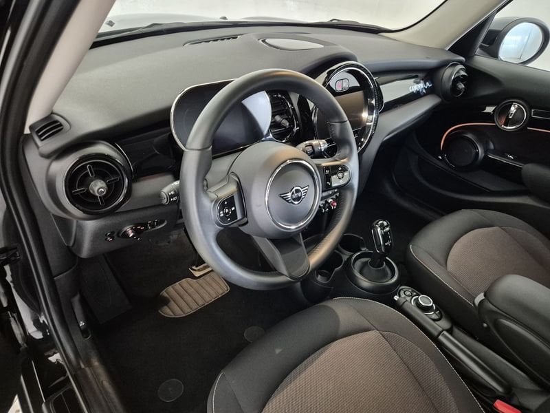 https://cdn-dk.caraffinity.it/dealer/datafiles/vehicle/images/800/1452/sLxOL04SUQGEvUGn.jpg