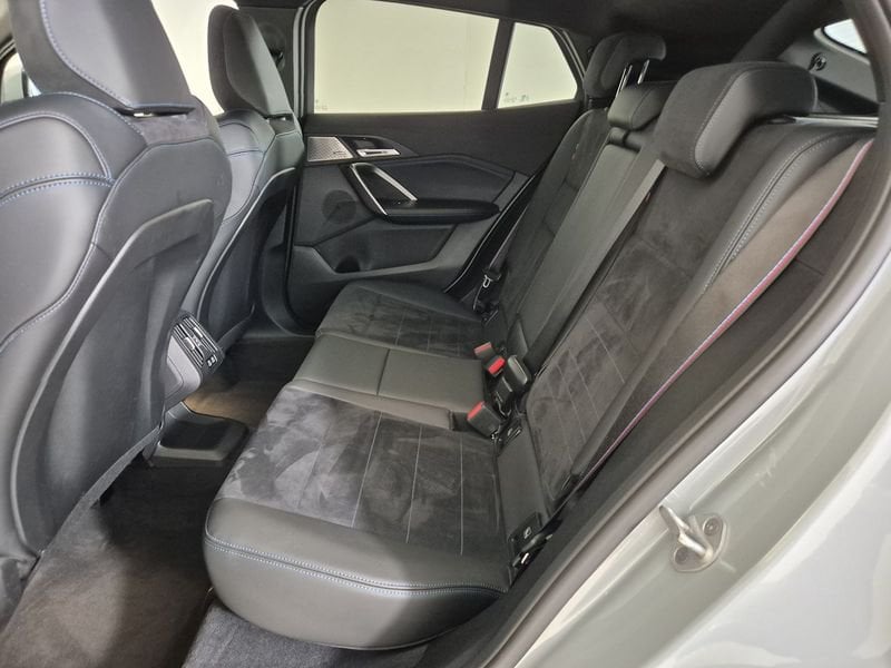 https://cdn-dk.caraffinity.it/dealer/datafiles/vehicle/images/800/1452/sa8AbyYbhNIEUlJz.jpg