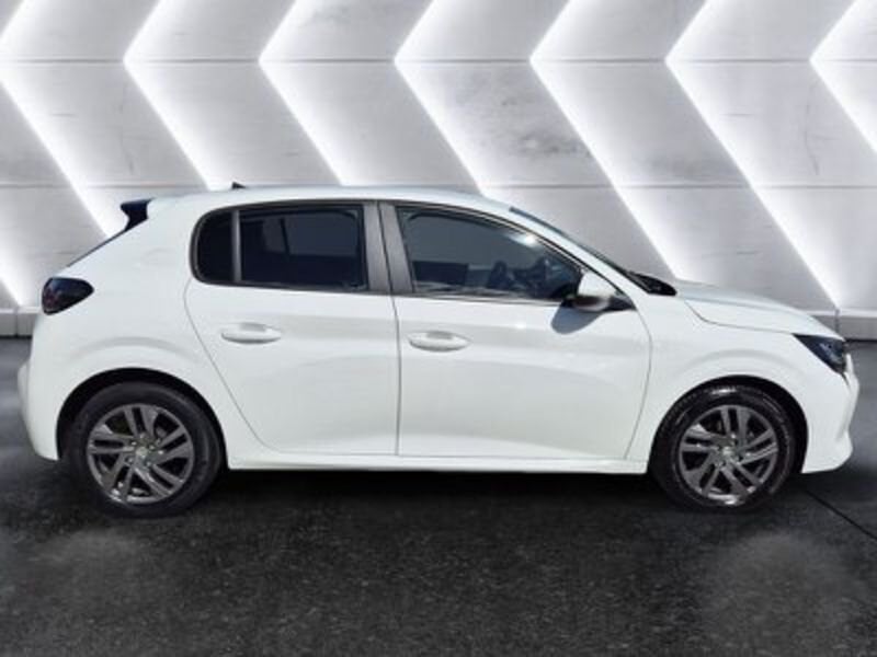 https://cdn-dk.caraffinity.it/dealer/datafiles/vehicle/images/800/1452/uFegXkQP1nsfzvBn.jpg