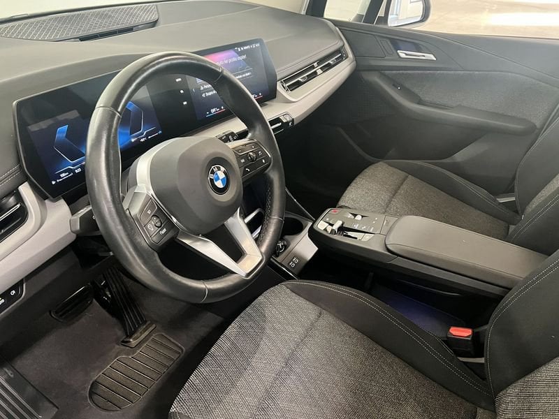 https://cdn-dk.caraffinity.it/dealer/datafiles/vehicle/images/800/1452/vzqjxhA1DkhccxXZ.jpeg