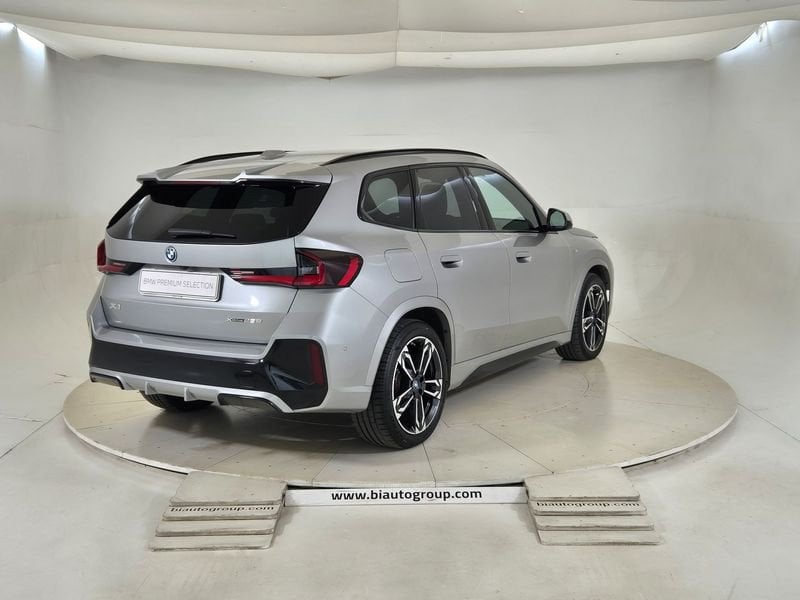 https://cdn-dk.caraffinity.it/dealer/datafiles/vehicle/images/800/1452/wFWDHwivdxVQxCAu.jpg