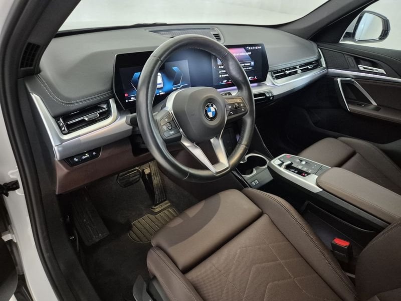 https://cdn-dk.caraffinity.it/dealer/datafiles/vehicle/images/800/1452/wntgQLhpu1r4SgV9.jpg