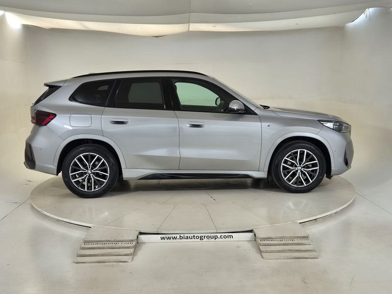 https://cdn-dk.caraffinity.it/dealer/datafiles/vehicle/images/800/1452/xHePLumXTEa3zXYs.jpg
