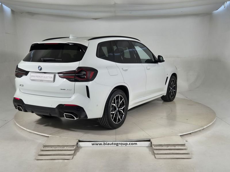 https://cdn-dk.caraffinity.it/dealer/datafiles/vehicle/images/800/1452/yLJErURJzPV6nTEr.jpg