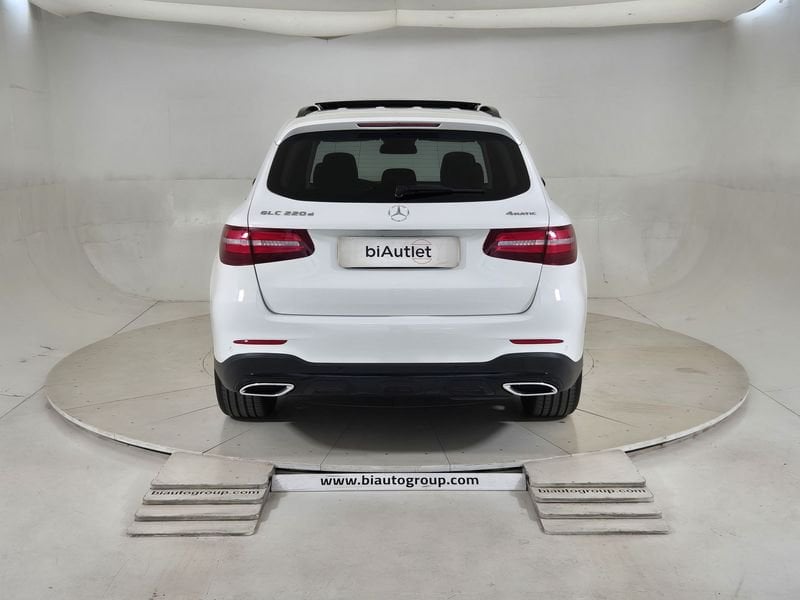 https://cdn-dk.caraffinity.it/dealer/datafiles/vehicle/images/800/1452/yPdN1Xz0PgWWRUwH.jpg