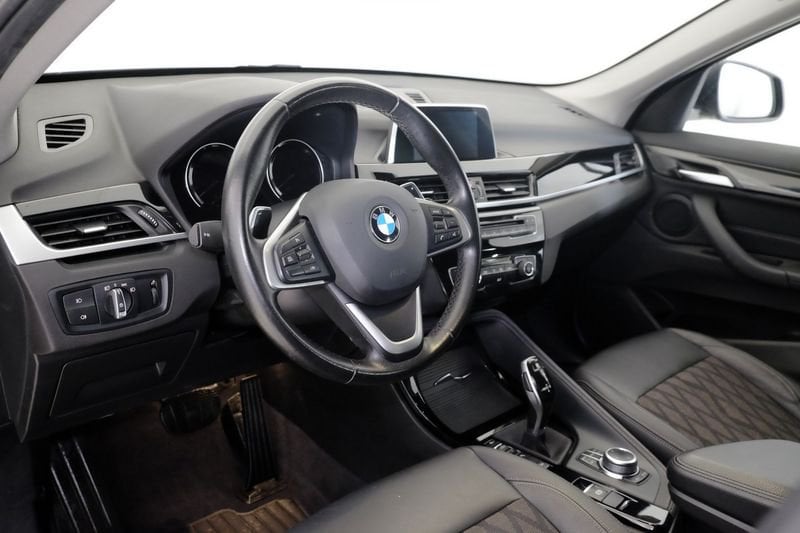 https://cdn-dk.caraffinity.it/dealer/datafiles/vehicle/images/800/1452/ypw5d8WCU4UadSR0.JPG