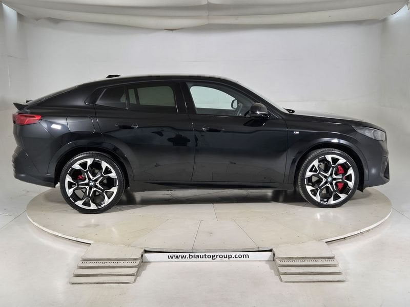https://cdn-dk.caraffinity.it/dealer/datafiles/vehicle/images/800/1452/zHkTHrMdny4KFMgr.jpg