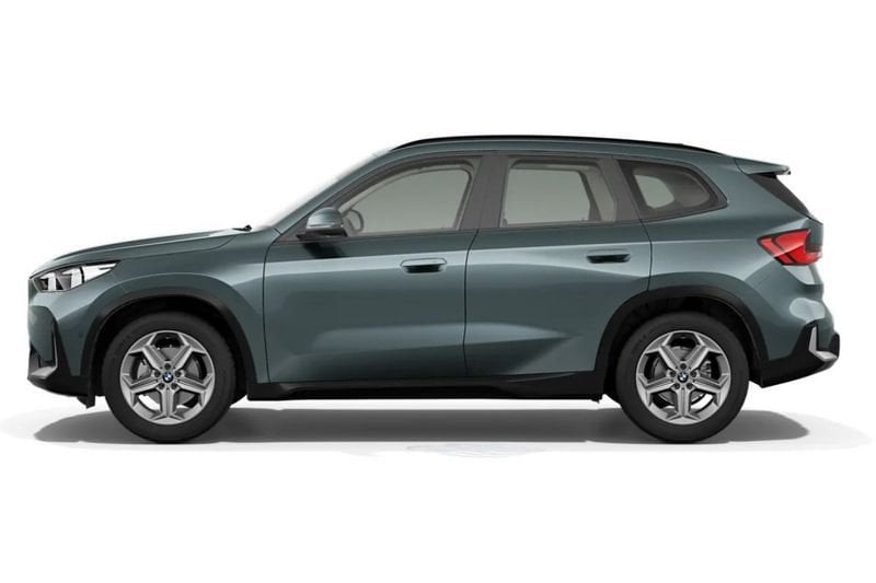 https://cdn-dk.caraffinity.it/dealer/datafiles/vehicle/images/800/1453/407ZBuxGrcrDx0tz.jpg