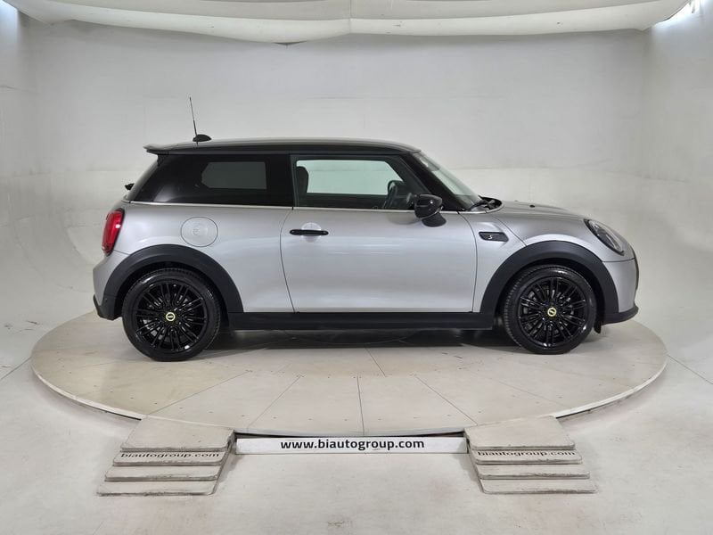 https://cdn-dk.caraffinity.it/dealer/datafiles/vehicle/images/800/1453/67RW5wJIMUus58nN.jpg