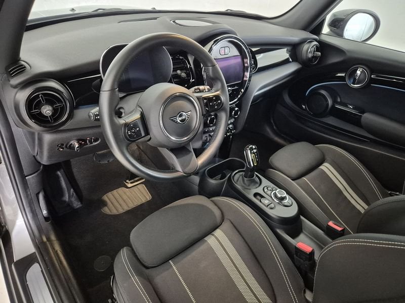 https://cdn-dk.caraffinity.it/dealer/datafiles/vehicle/images/800/1453/6x2ZKmAp2x8OfsAP.jpg