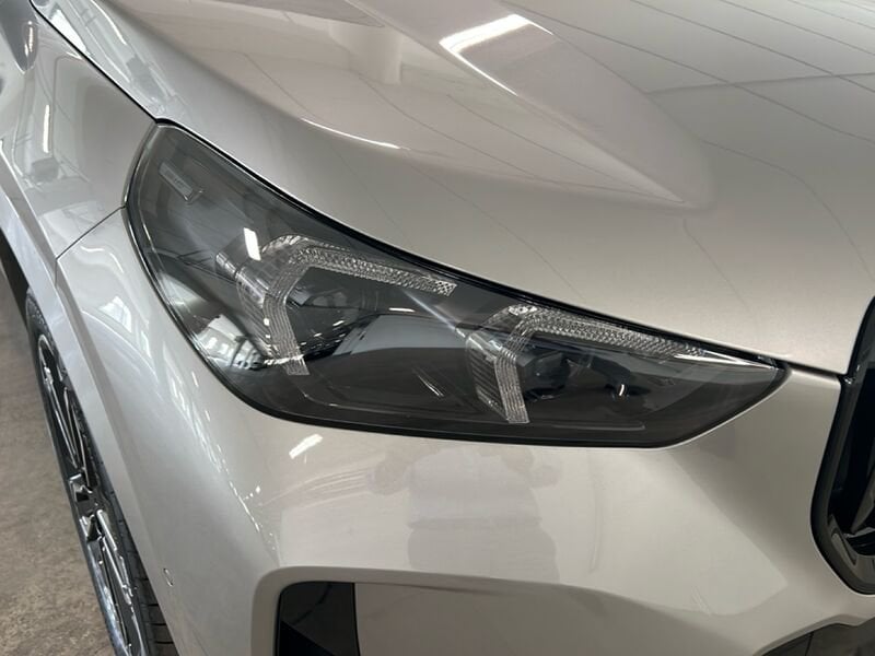 https://cdn-dk.caraffinity.it/dealer/datafiles/vehicle/images/800/1453/Du2vvUOjNw8aQaaT.jpg