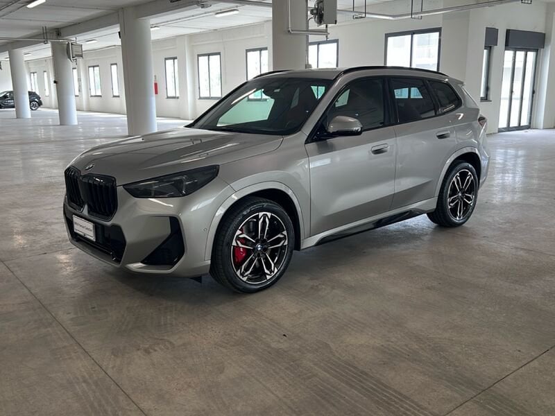https://cdn-dk.caraffinity.it/dealer/datafiles/vehicle/images/800/1453/Jdi7vbFumAqzEy5Q.jpg