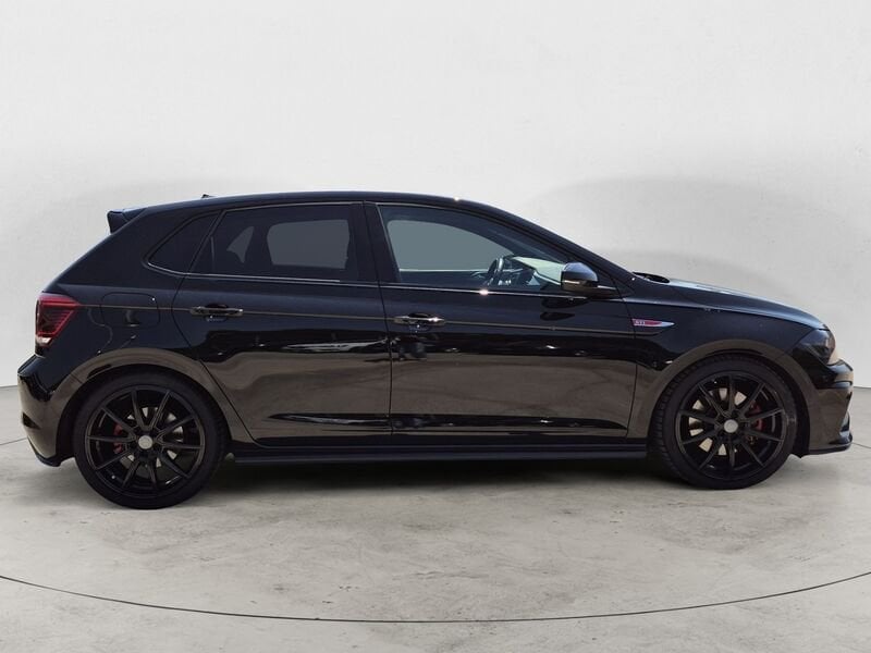 https://cdn-dk.caraffinity.it/dealer/datafiles/vehicle/images/800/1453/YZQzCUjPiaAcGha5.jpg