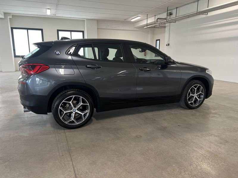 https://cdn-dk.caraffinity.it/dealer/datafiles/vehicle/images/800/1453/eKrt7wh4FP7b4vY6.jpeg