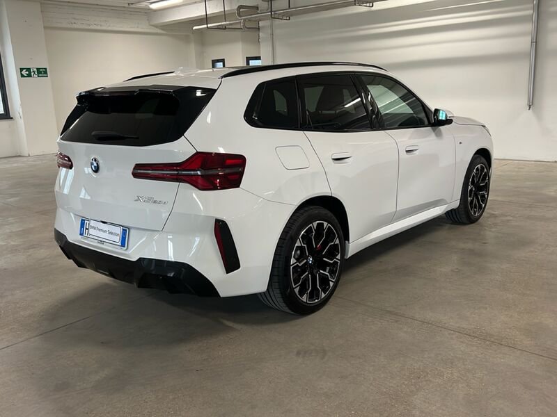 https://cdn-dk.caraffinity.it/dealer/datafiles/vehicle/images/800/1453/engJp1ZuVMIVIWGs.jpg
