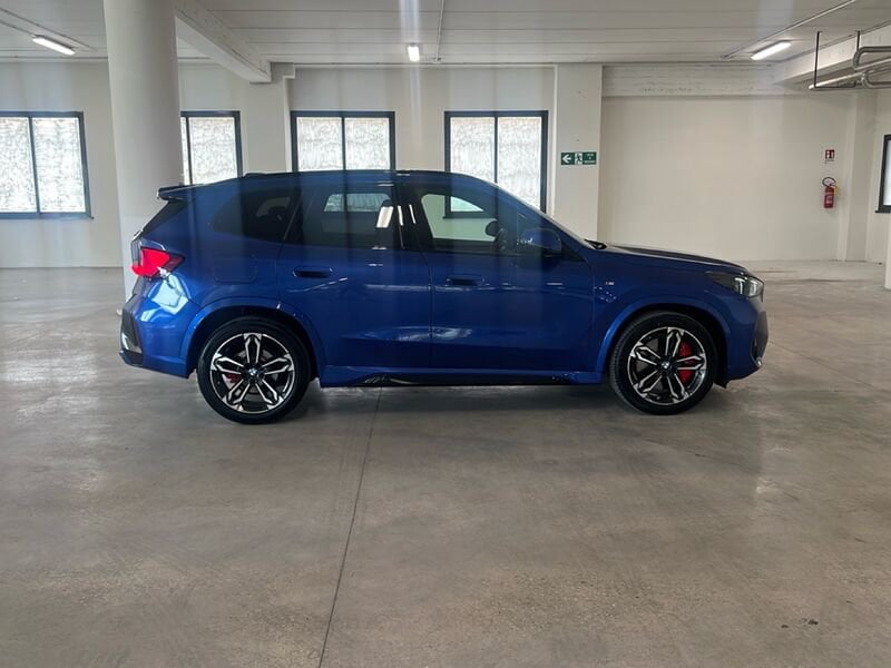 https://cdn-dk.caraffinity.it/dealer/datafiles/vehicle/images/800/1453/fgkeEg5C9Jdex1Rs.jpg