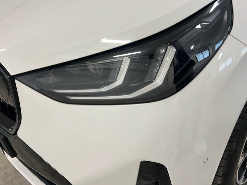 https://cdn-dk.caraffinity.it/dealer/datafiles/vehicle/images/800/1453/hhlPxOGAKCz3hRfE.jpg