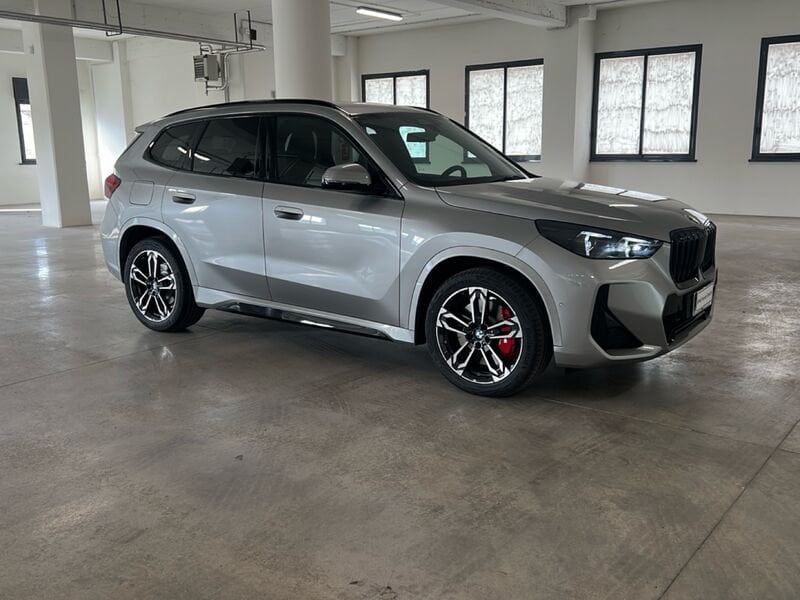 https://cdn-dk.caraffinity.it/dealer/datafiles/vehicle/images/800/1453/iTKEsFLCGINVaAk1.jpg