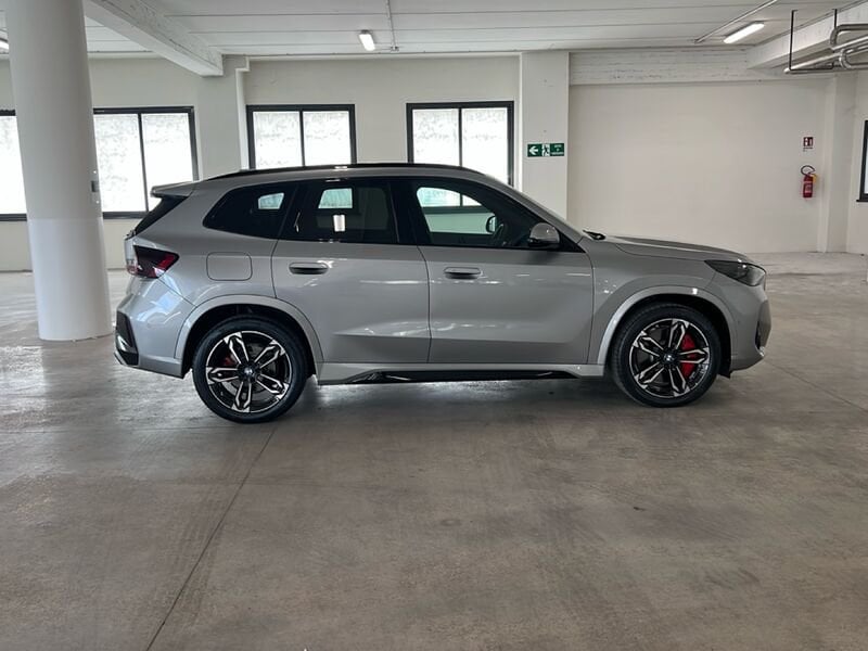 https://cdn-dk.caraffinity.it/dealer/datafiles/vehicle/images/800/1453/j5snJ4zVJOu8JyIR.jpg