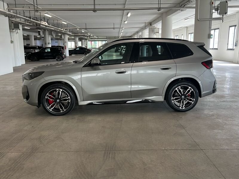 https://cdn-dk.caraffinity.it/dealer/datafiles/vehicle/images/800/1453/neecWJqtYTsiIu3e.jpg