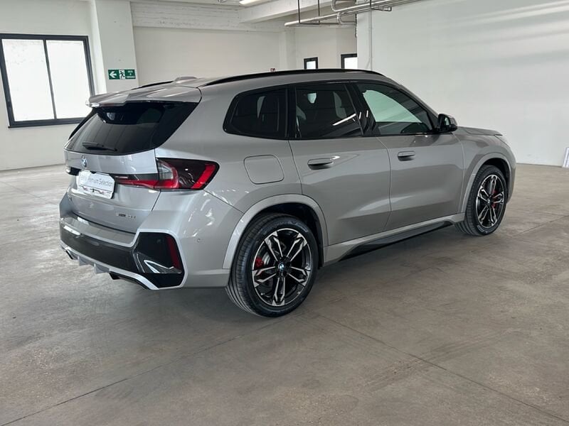 https://cdn-dk.caraffinity.it/dealer/datafiles/vehicle/images/800/1453/nrBe5ysnRc9zMXYr.jpg