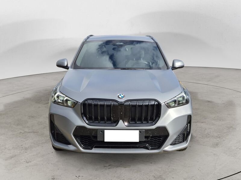 https://cdn-dk.caraffinity.it/dealer/datafiles/vehicle/images/800/1453/o2ac6bB4SCi6dvOf.jpg