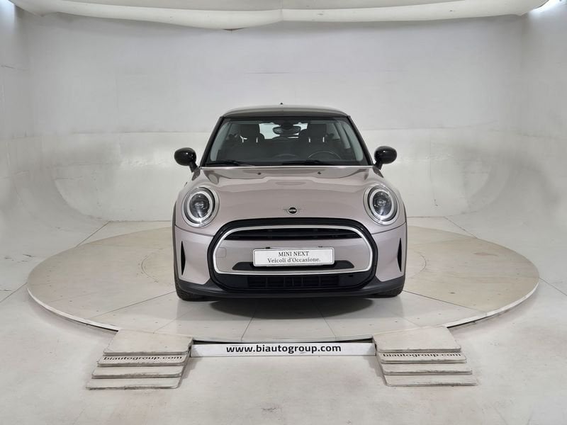 https://cdn-dk.caraffinity.it/dealer/datafiles/vehicle/images/800/1453/tL8nRp7EQKYZutqe.jpg