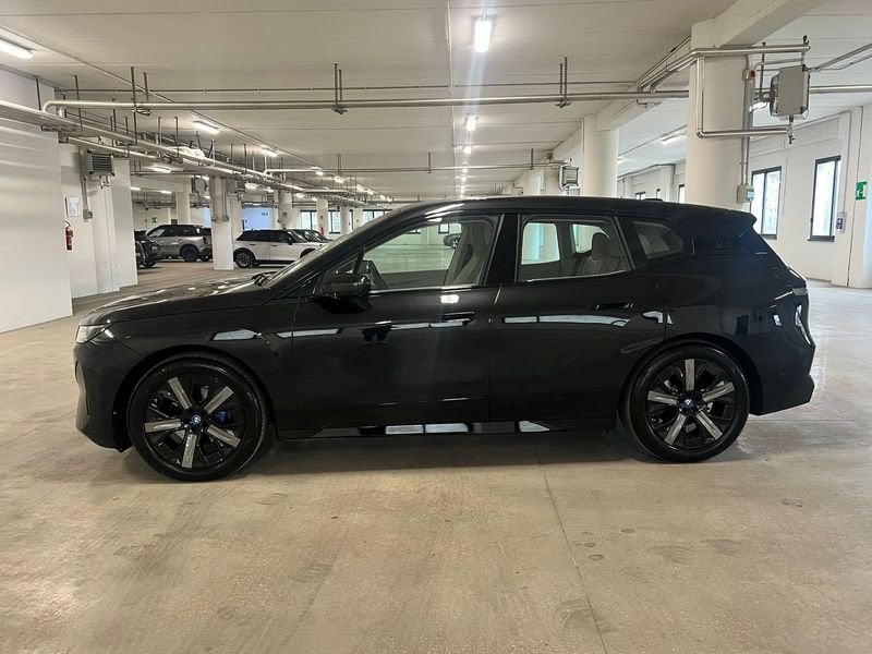 https://cdn-dk.caraffinity.it/dealer/datafiles/vehicle/images/800/1494/0IYt1pm2L8c1H4qb.jpeg