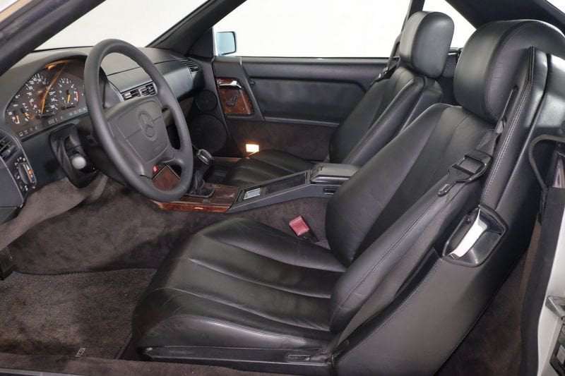 https://cdn-dk.caraffinity.it/dealer/datafiles/vehicle/images/800/1494/0InsYgXMklsFVa3O.JPG
