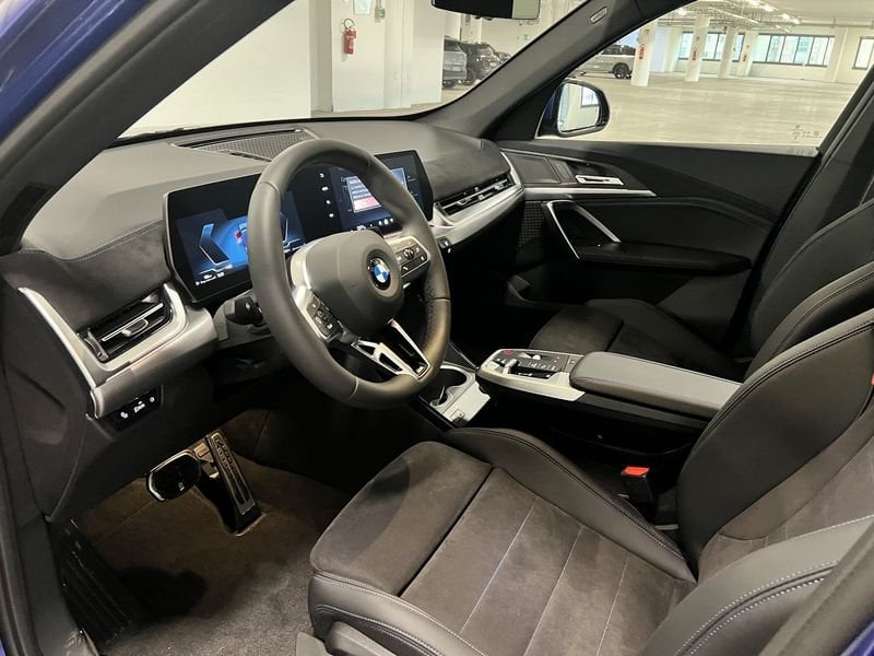 https://cdn-dk.caraffinity.it/dealer/datafiles/vehicle/images/800/1494/1qd1P7chFy5716Du.jpeg