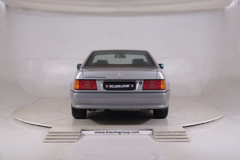https://cdn-dk.caraffinity.it/dealer/datafiles/vehicle/images/800/1494/6SvLYRpGnRwcGqFe.JPG