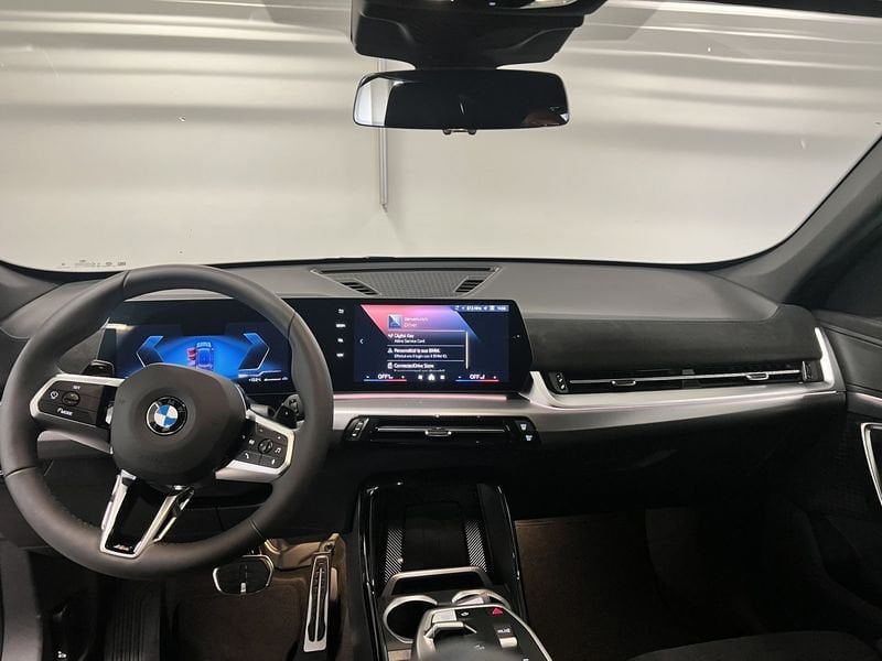 https://cdn-dk.caraffinity.it/dealer/datafiles/vehicle/images/800/1494/DyoHvIu0AP2HpNX3.jpeg