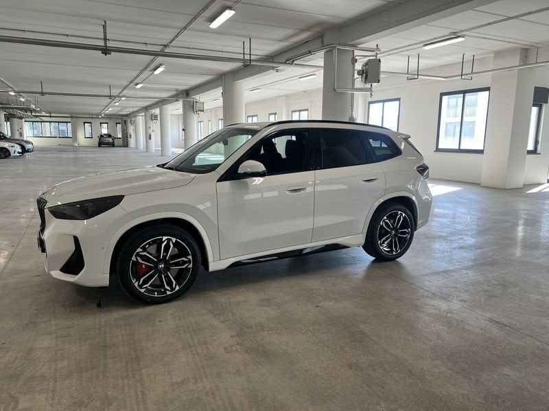 https://cdn-dk.caraffinity.it/dealer/datafiles/vehicle/images/800/1494/NLZZJdEgFmR39kso.jpg?format=jpeg