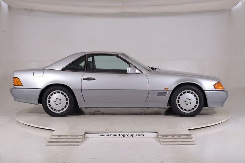 https://cdn-dk.caraffinity.it/dealer/datafiles/vehicle/images/800/1494/PeBIFq1INX9KJhMc.JPG