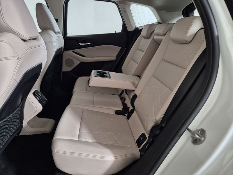 https://cdn-dk.caraffinity.it/dealer/datafiles/vehicle/images/800/1494/QzXCzI8juQ37Wo1k.jpg