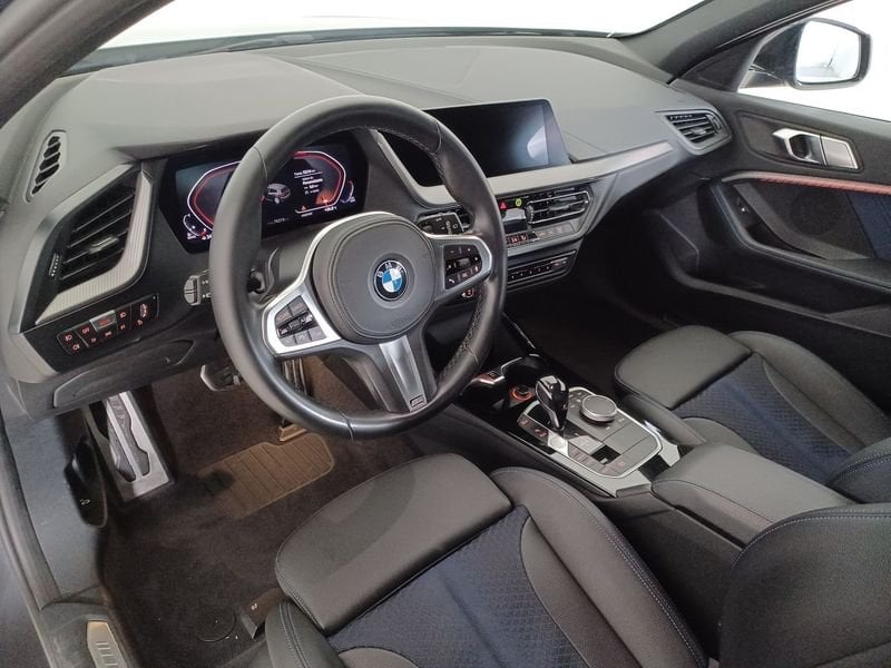 https://cdn-dk.caraffinity.it/dealer/datafiles/vehicle/images/800/1494/Tbp0n5zMllJWXfP7.jpg