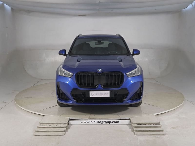 https://cdn-dk.caraffinity.it/dealer/datafiles/vehicle/images/800/1494/UDASeAY7h5ZZKwiy.jpg