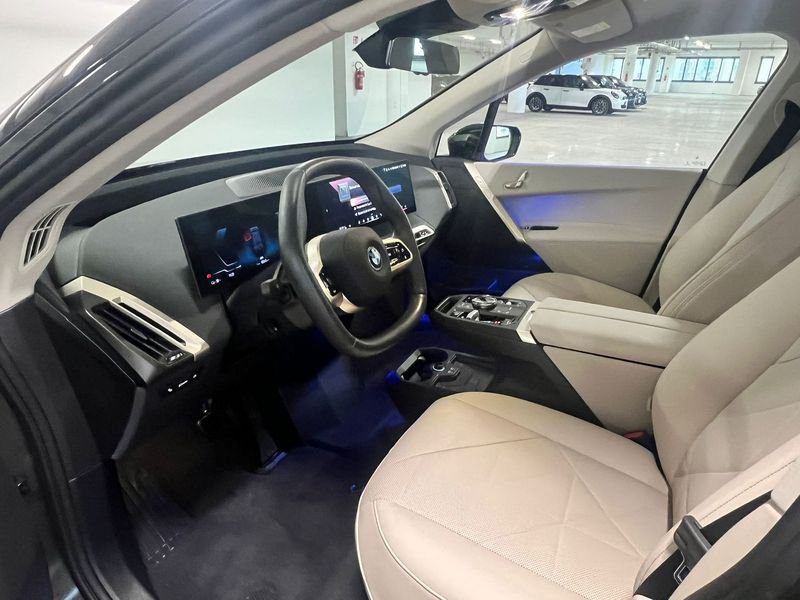 https://cdn-dk.caraffinity.it/dealer/datafiles/vehicle/images/800/1494/i2WxEzSjegu7VkQk.jpeg
