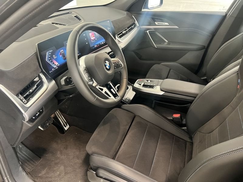 https://cdn-dk.caraffinity.it/dealer/datafiles/vehicle/images/800/1494/ikcJHqnQlVxuC1m2.jpeg