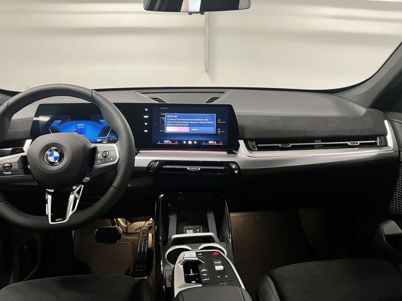 https://cdn-dk.caraffinity.it/dealer/datafiles/vehicle/images/800/1494/x3Ids7ub0F0Lrcti.jpeg
