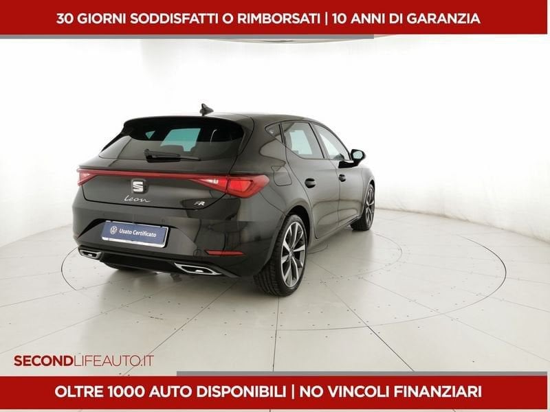 https://cdn-dk.caraffinity.it/dealer/datafiles/vehicle/images/800/32618/2qR1ZtDSif0UmE5Y.jpeg
