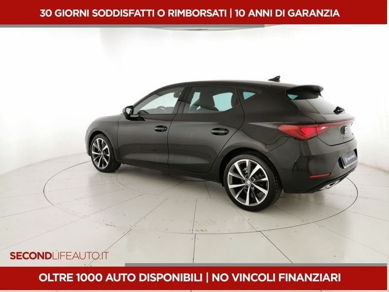 https://cdn-dk.caraffinity.it/dealer/datafiles/vehicle/images/800/32618/4NIwLuKxZI1UmK7C.jpeg