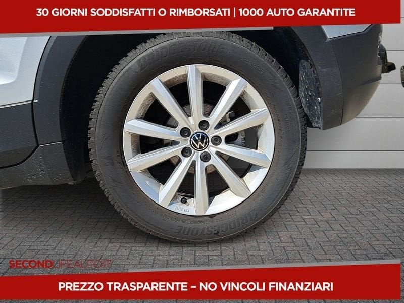 https://cdn-dk.caraffinity.it/dealer/datafiles/vehicle/images/800/32618/6joPQmd4cuoSvAMV.jpeg