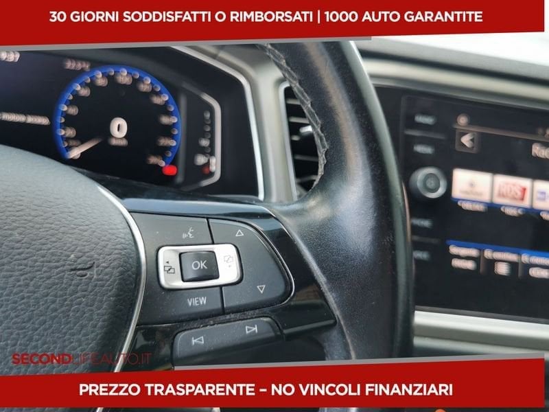 https://cdn-dk.caraffinity.it/dealer/datafiles/vehicle/images/800/32618/8HnmuPOVoQmUIuXT.jpeg